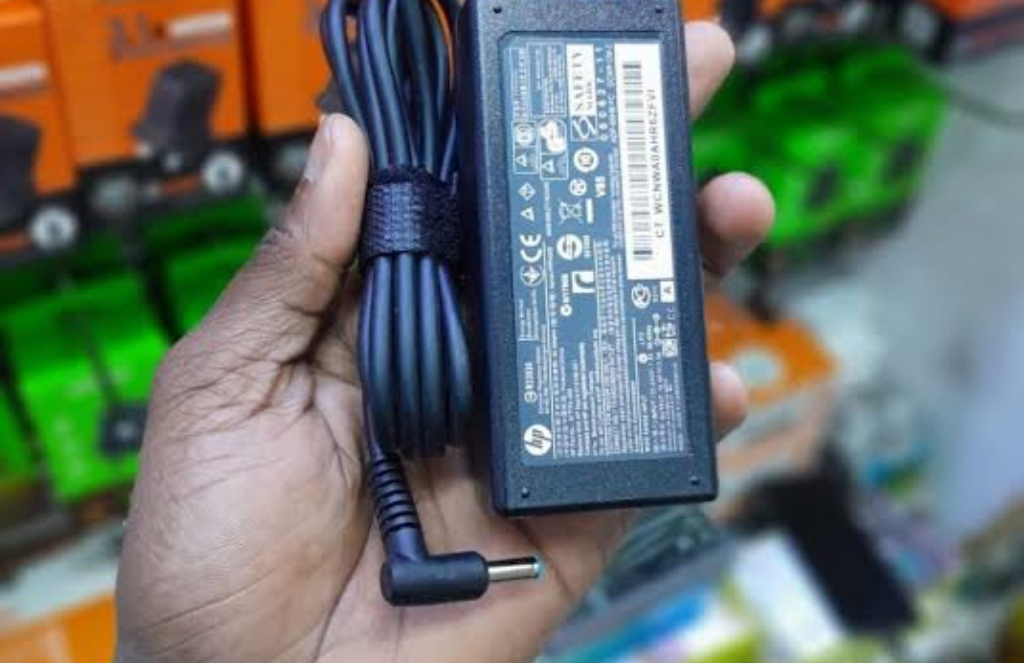 Hp W Blue Pin Laptop ChargerHP-65W Blue Pin Laptop Charger