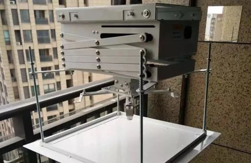 Projector Bracket Motorized Lift With Remote Control MetersProjector Bracket Motorized Lift With Remote Control 1.5 meters